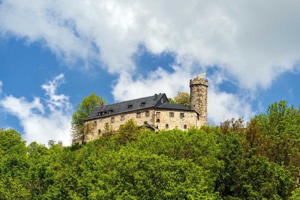 Burg Greifenstein über Blankenburg